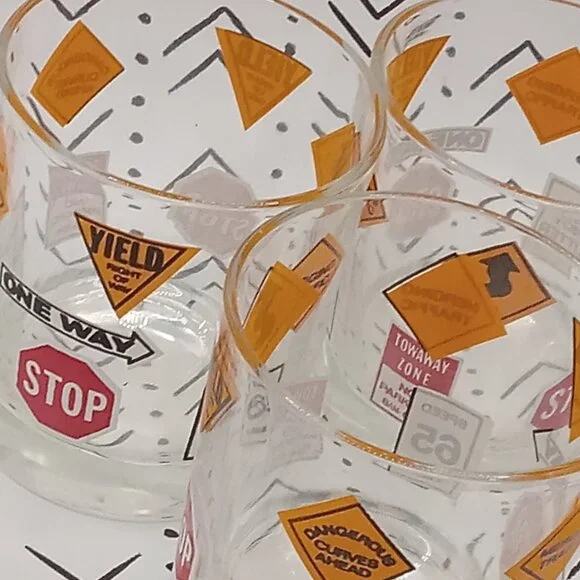 Barware Traffic Roadway Street Signs Drinking GLASSES 8 OZ 3.5" Set of 3 MCM - Picture 6 of 9
